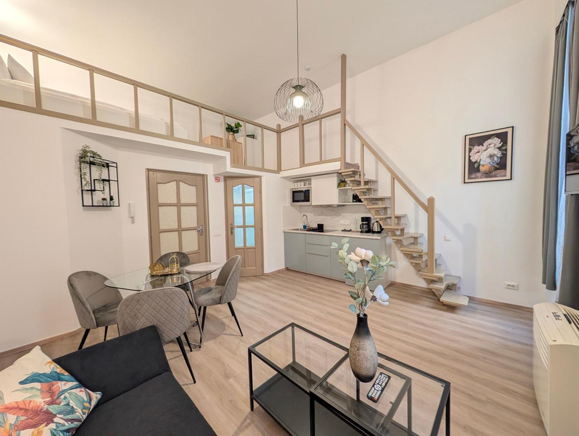 Rumbach 1 Apartment
