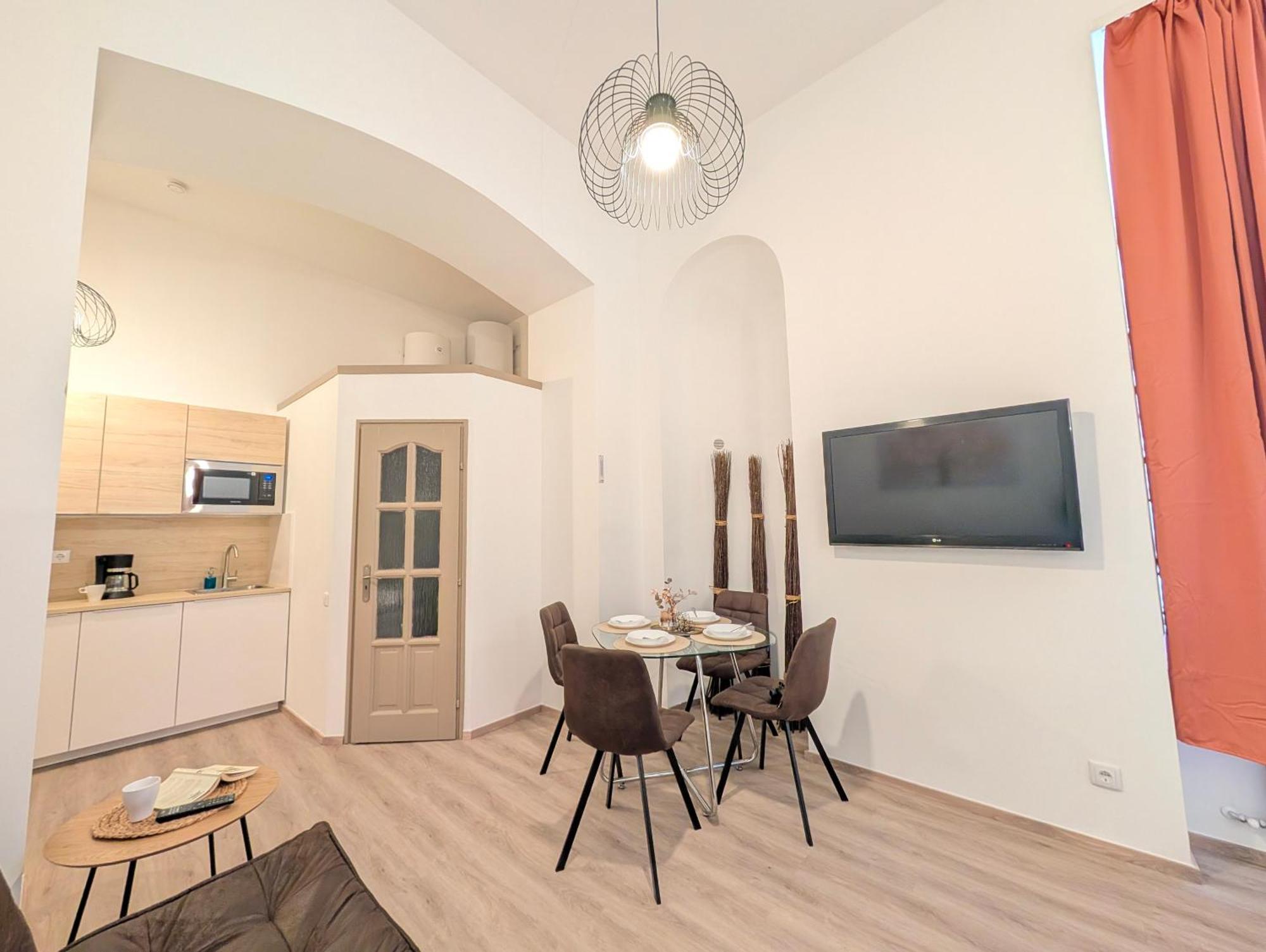 Apartment Rumbach 1 *