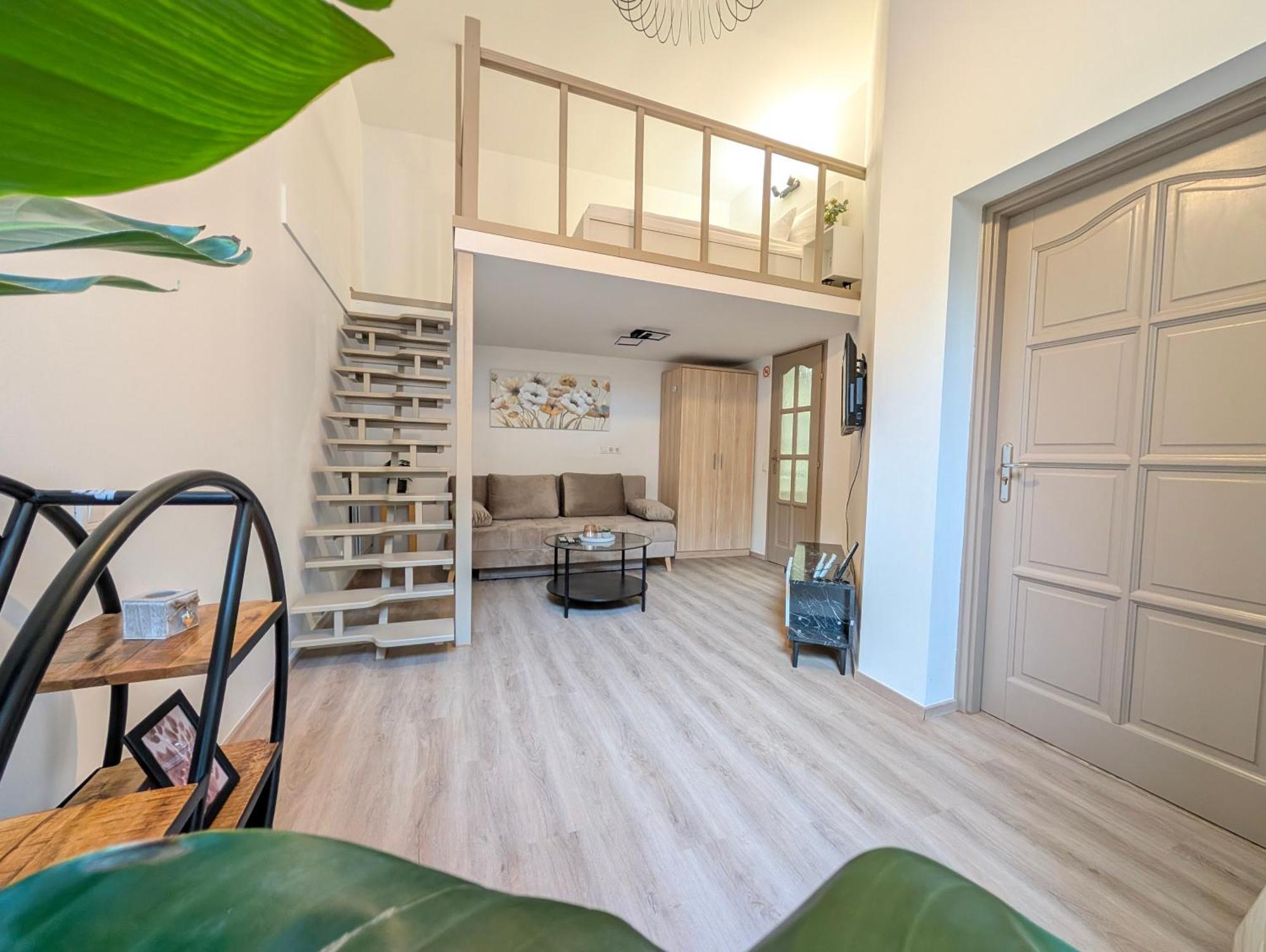 Apartment Rumbach 1